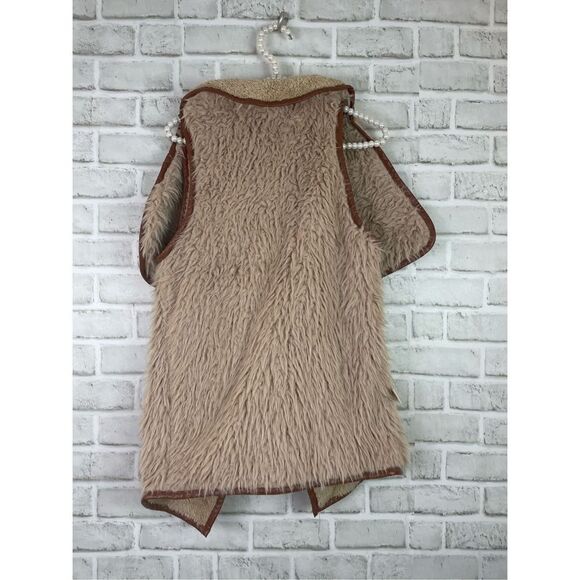 New Simply Southern Reversible Sherpa Vest Fall Winter - Picture 2 of 9